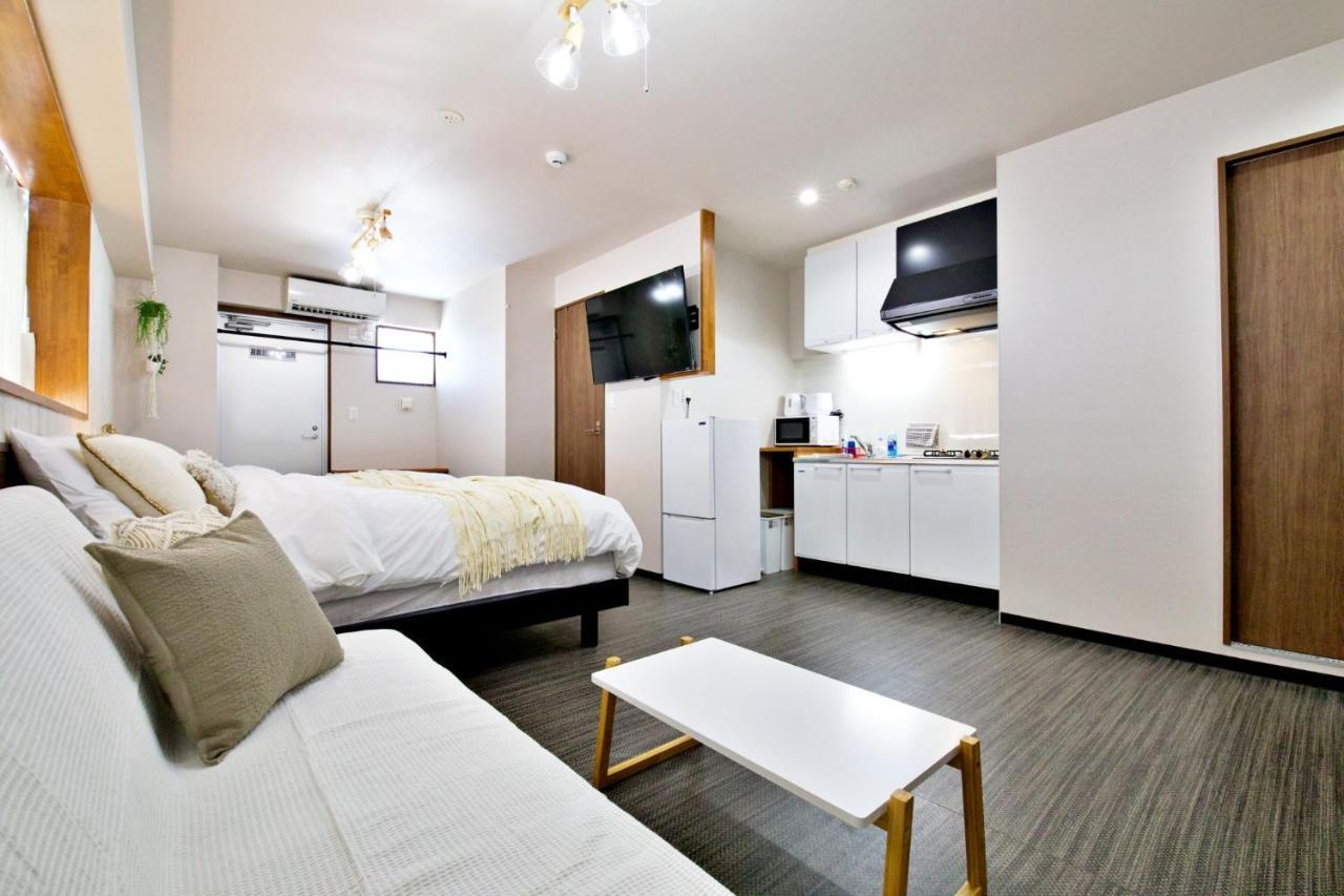 Tommy Condominium Wakasa 502 Наха Екстериор снимка