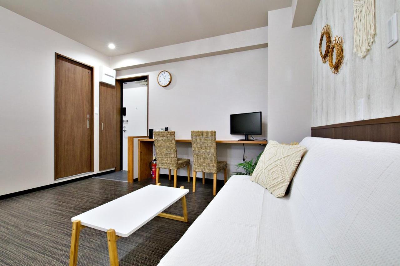 Tommy Condominium Wakasa 502 Наха Екстериор снимка